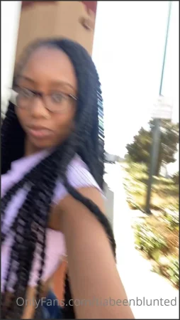 tiabeenblunted - my paisa friend can look but he cant touch short clips 2633782341 (Onlyfans)